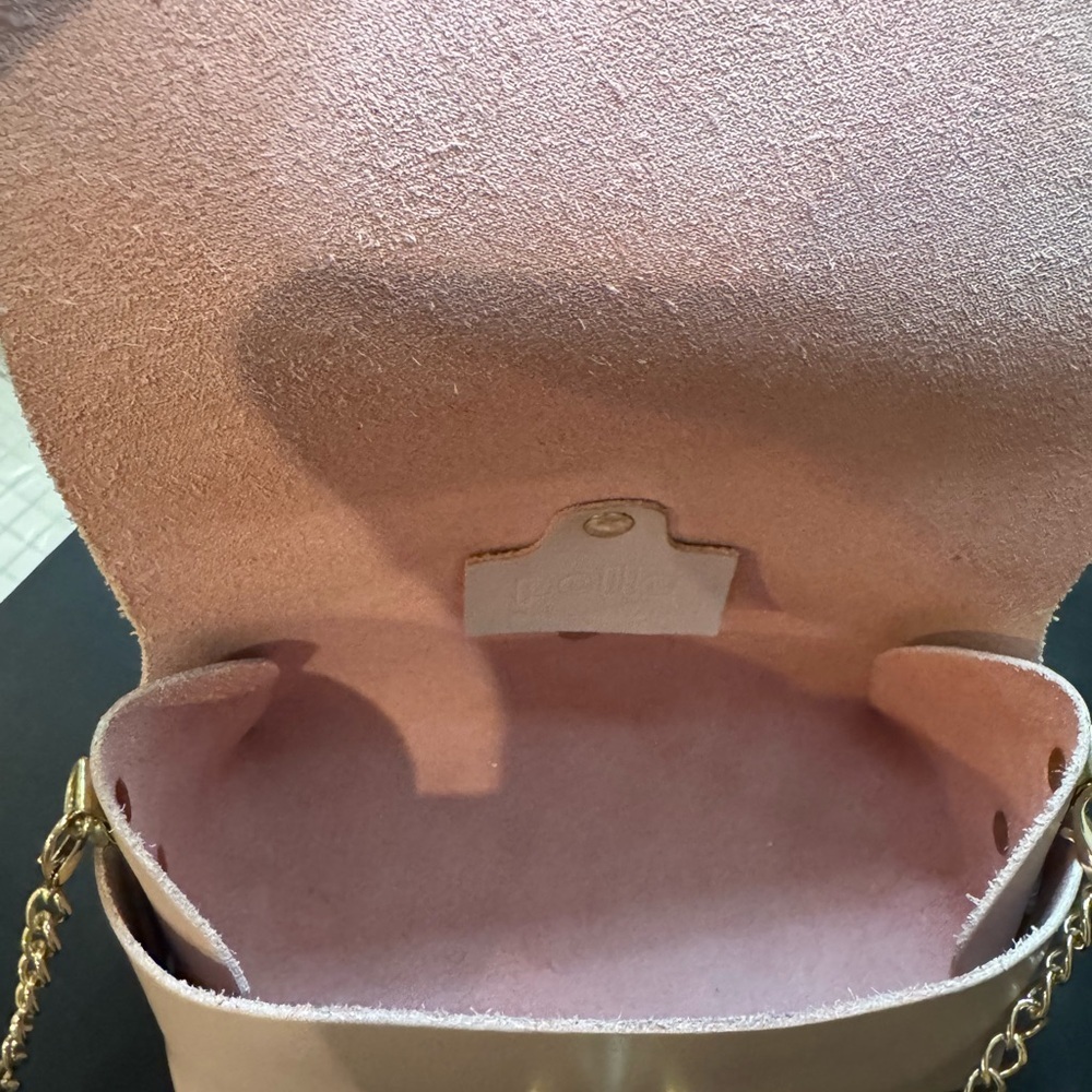 Faux Leather Chain Strap Bag - Picture 4 of 9